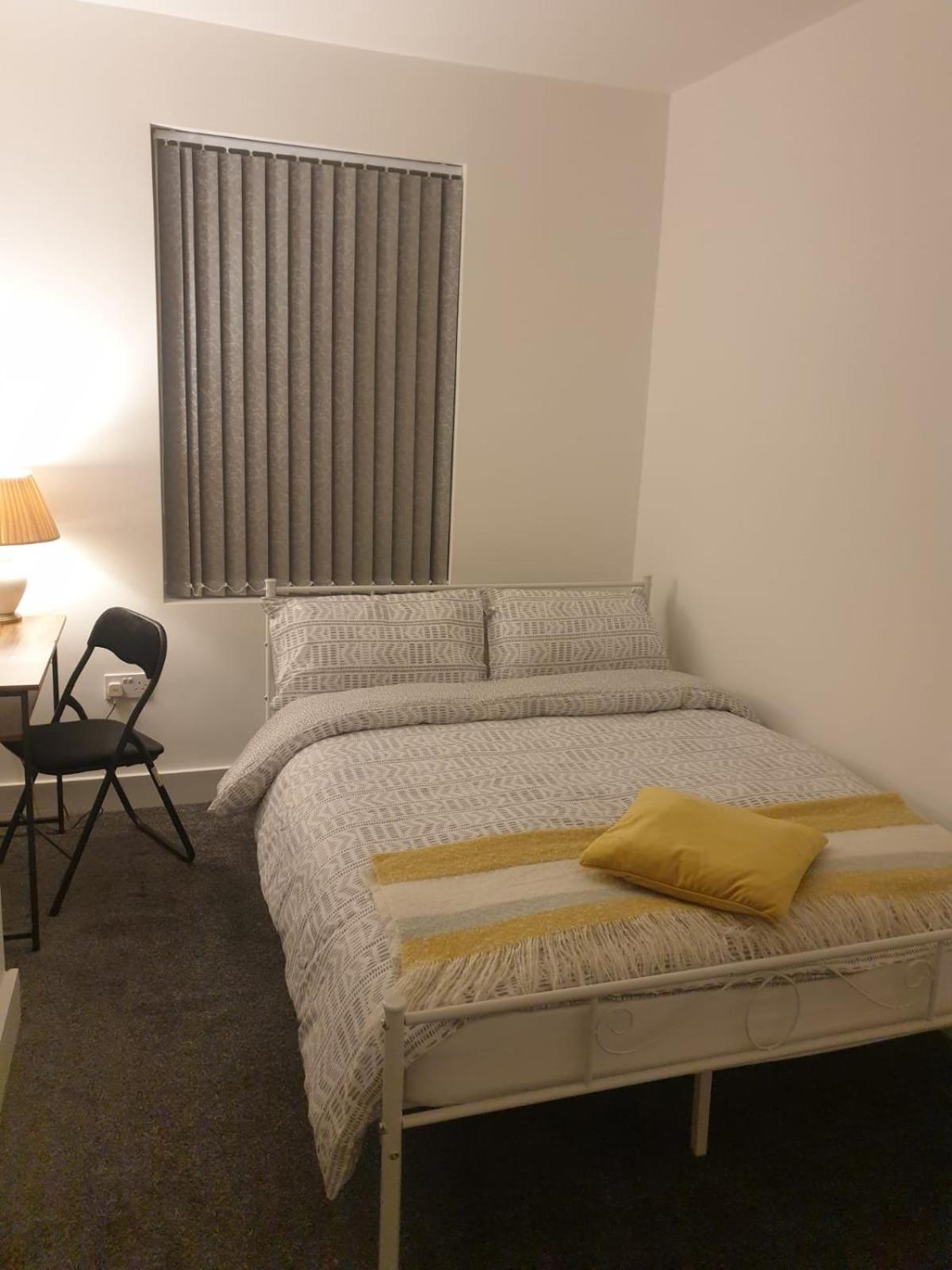 Sweet Dreams 2 Hotell Luton  Eksteriør bilde